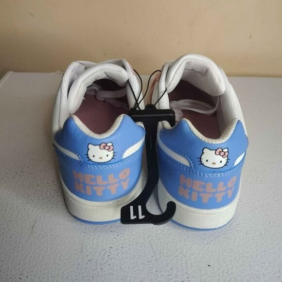 NEW NWT ADULT Woman's size 11 Hello Kitty Sneakers street wear - Picture 3 of 7